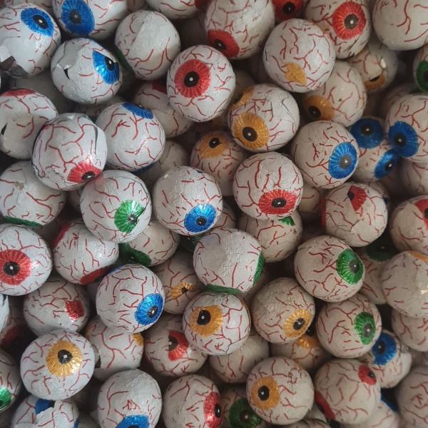 Eyeballs Halloween Mix Milk Chocolate Balls Foil Wrapped Kinnerton 100g