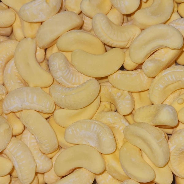 Mini Foam Bananas Retro Pick & Mix Sweets Barratt 100g