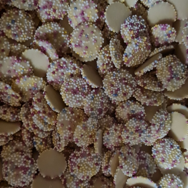 Snowies White Candy Chocolate Pick & Mix Retro Sweets Hannah's 100g