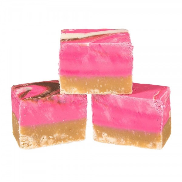 Strawberry Cheesecake Flavour Luxury Hand Made Fudge Factory